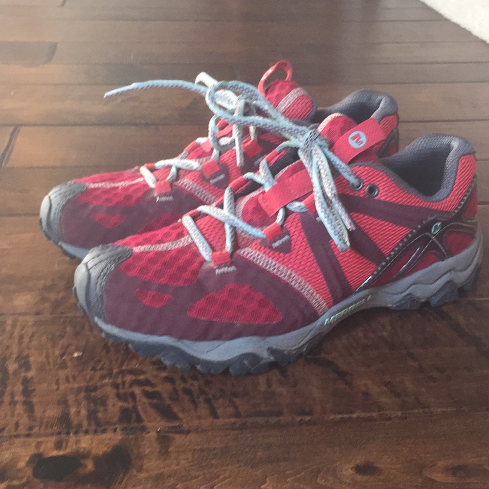 Merrill trail running shoes